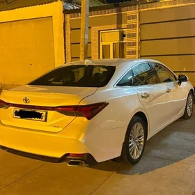 Toyota Avalon 2019