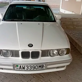 BMW 520 1990