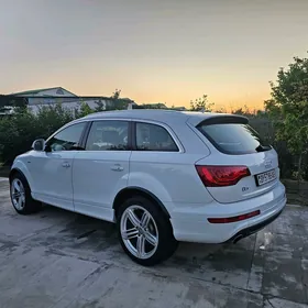 Audi Q7 2011