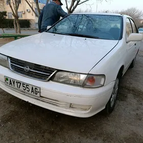 Nissan Sunny 2000