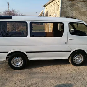 Toyota Hiace 1990