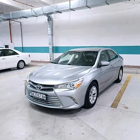 Toyota Camry 2016