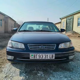 Toyota Camry 1999