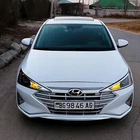 Hyundai Elantra 2019