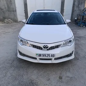 Toyota Camry 2012