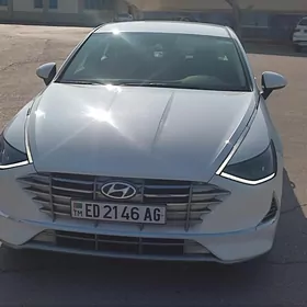 Hyundai Sonata 2022