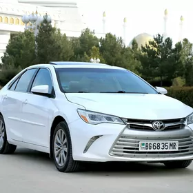 Toyota Camry 2016