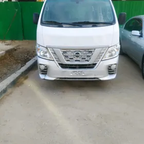 Nissan Urvan 2019