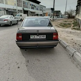 Opel Vectra 1992