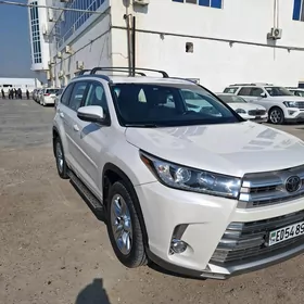 Toyota Highlander 2018