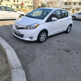 Toyota Yaris 2013