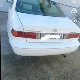 Toyota Camry 1996