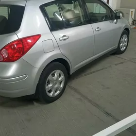 Nissan Versa 2010