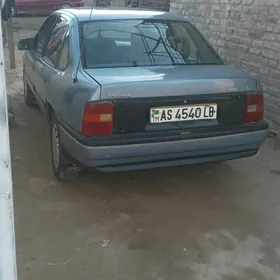 Opel Vectra 1990