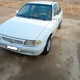 Opel Astra 1998