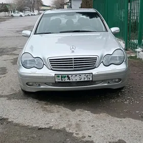 Mercedes-Benz C320 2002