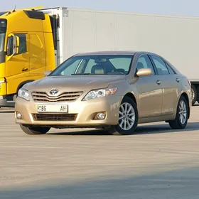 Toyota Camry 2010