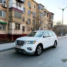 Nissan Pathfinder 2019