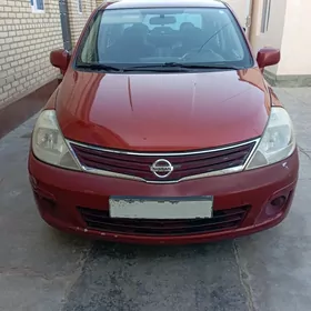 Nissan Versa 2009