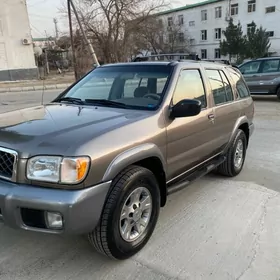 Nissan Pathfinder 2003