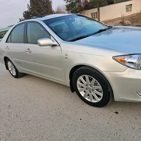 Toyota Camry 2004