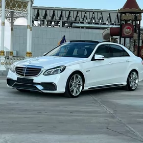 Mercedes-Benz E350 2011