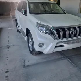 Toyota Land Cruiser Prado 2014