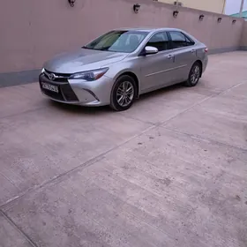 Toyota Camry 2015