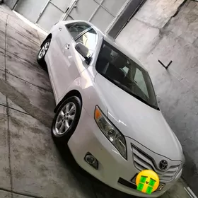 Toyota Camry 2011