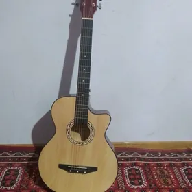 akustik gitar