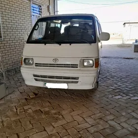 Toyota Hiace 1996