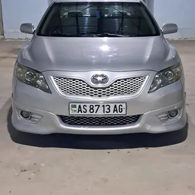 Toyota Camry 2010