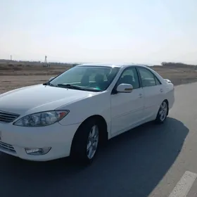 Toyota Camry 2004