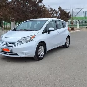 Nissan Versa 2013