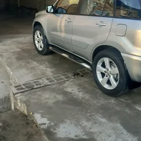 Toyota RAV4 2001