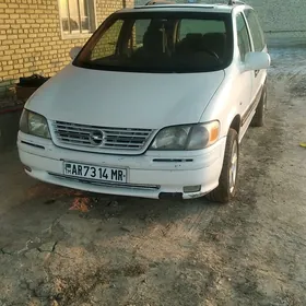 Opel Sintra 1999