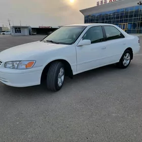 Toyota Camry 2000