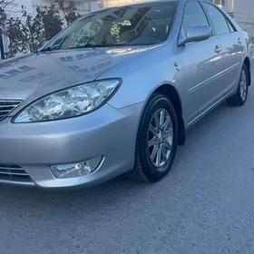 Toyota Camry 2004