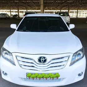 Toyota Camry 2010