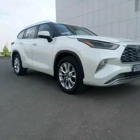 Toyota Highlander 2020