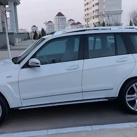 Mercedes-Benz GLK-Class 2010