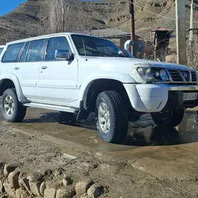 Nissan Patrol 1999