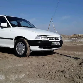 Opel Astra 1992