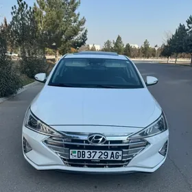 Hyundai Elantra 2019