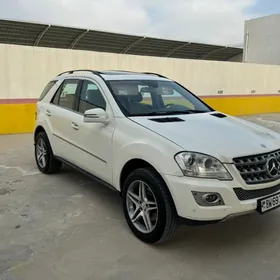 Mercedes-Benz ML350 2011