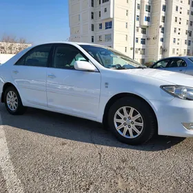 Toyota Camry 2004