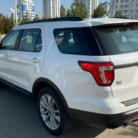 Ford Explorer 2019