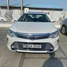 Toyota Camry 2016