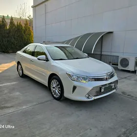 Toyota Camry 2016