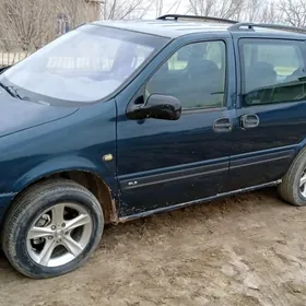 Opel Sintra 1999